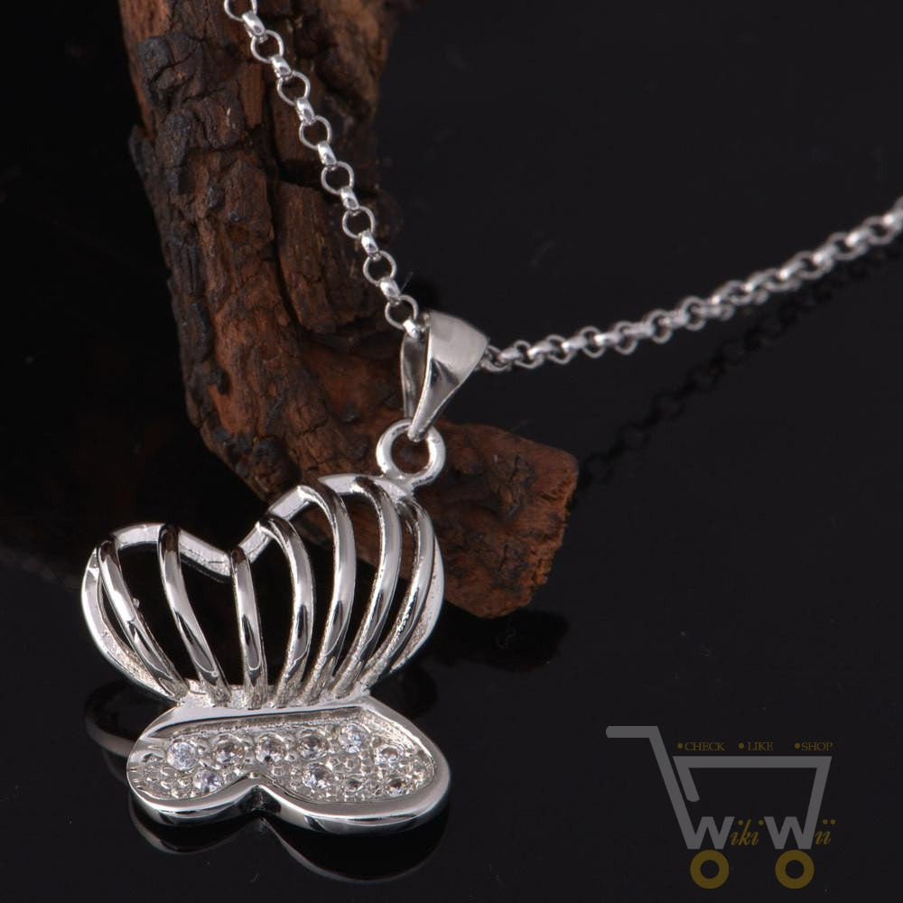 Beautiful Butterfly Necklace - WikiWii