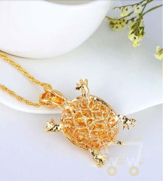 18K Gold Plated Rhinestones Filled Turtle Pendant Necklace - WikiWii