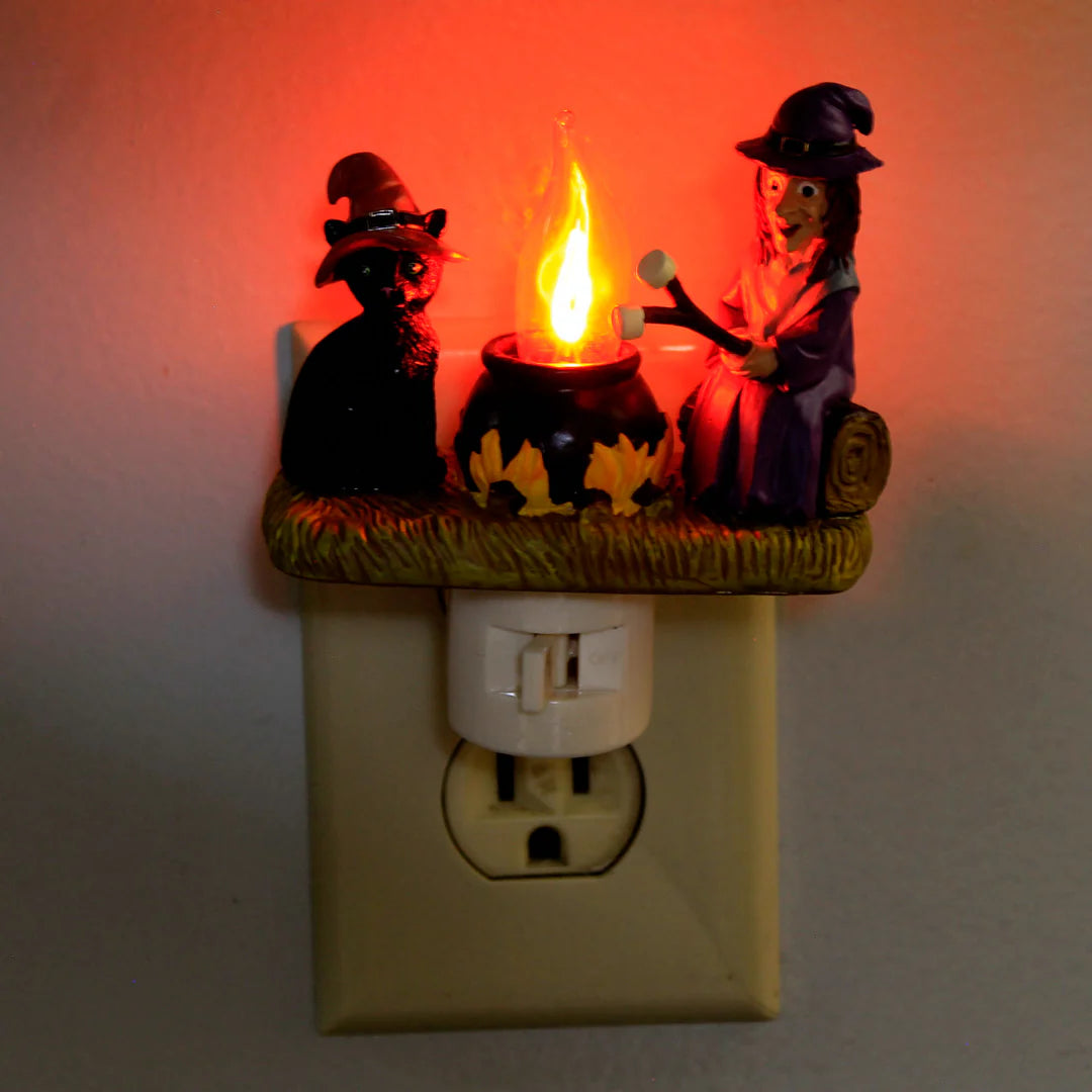 🔥 On Sale-2024 Cat and Witch Campfire Flickering Nightlight