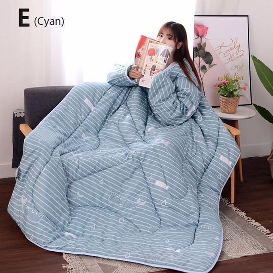 Winter Lazy Quilt With Sleeves - WikiWii