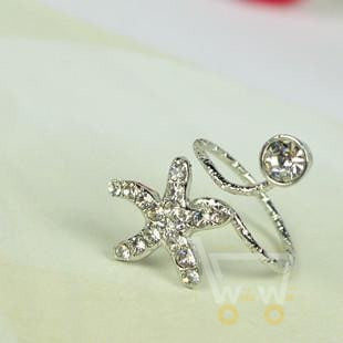 Crystal Starfish Finger Ring - WikiWii