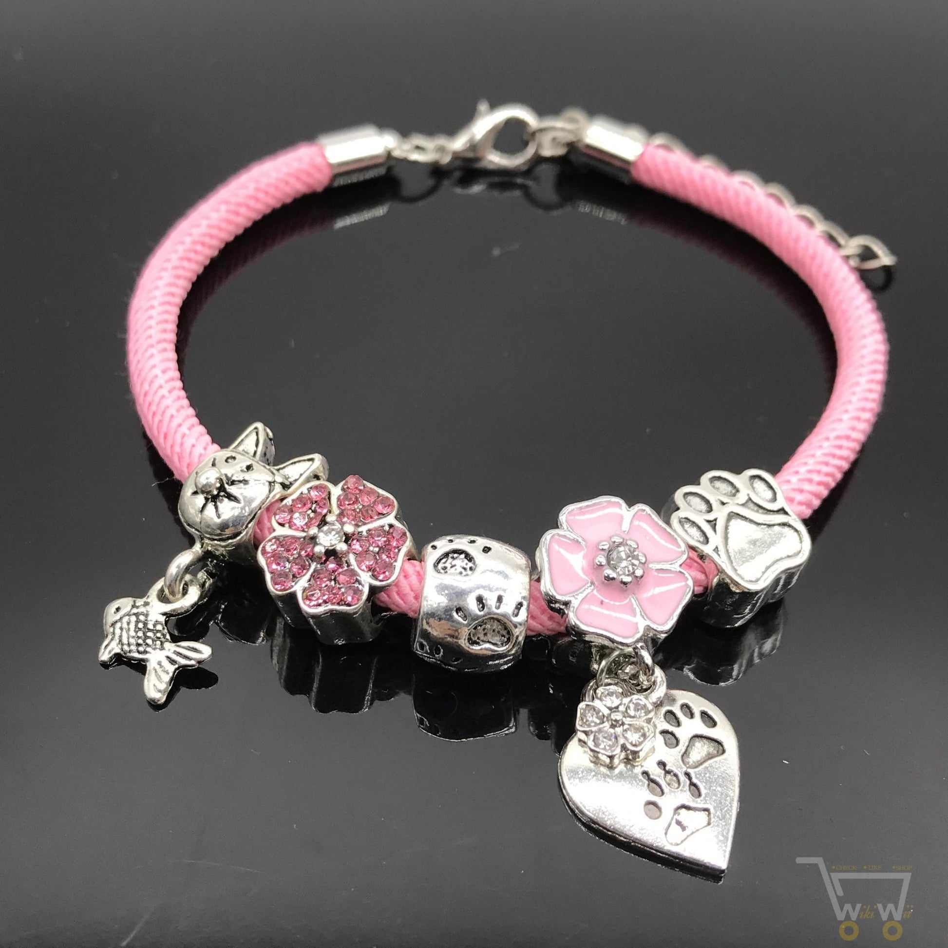 Floral charm bracelet - WikiWii