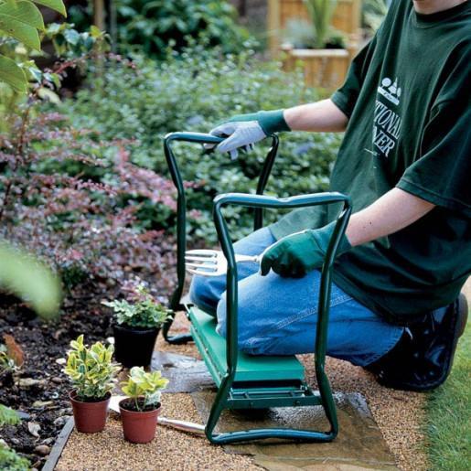 Garden Kneeling Stools - WikiWii