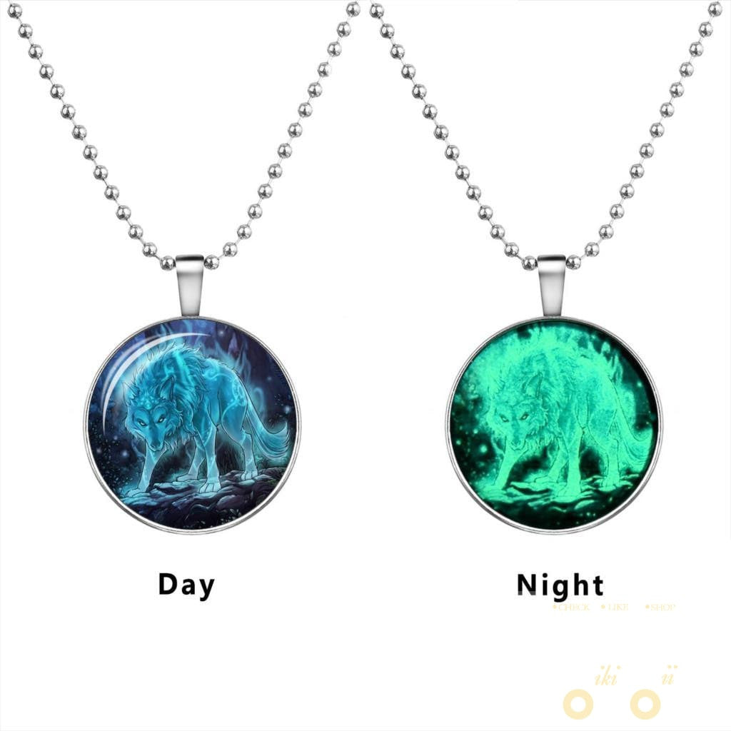 Glow In The Dark Wolf Necklace - WikiWii