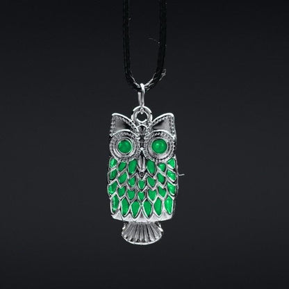 Glowing Owl Necklace - WikiWii