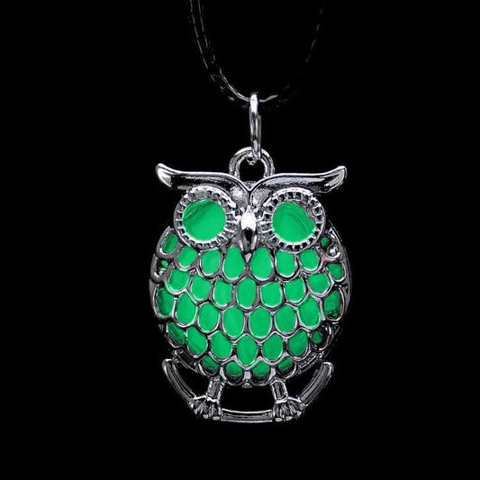 Glowing Owl Necklace - WikiWii