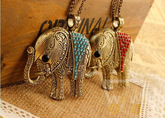 Gold Long Chain Rhinestone Elephant Necklace - WikiWii