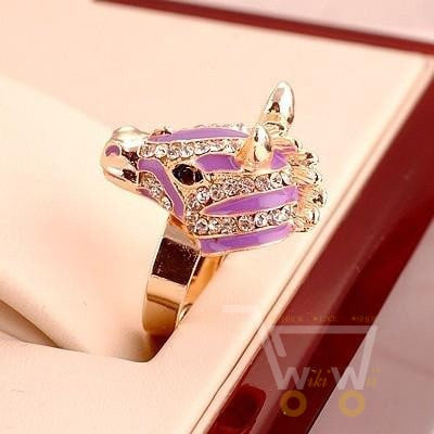 Gold Plated Horse Ring - WikiWii