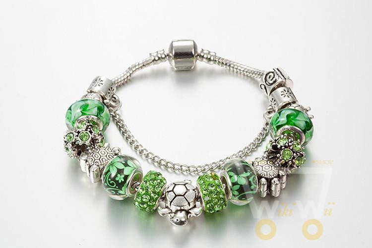 Green Beads Turtle Bracelet - WikiWii