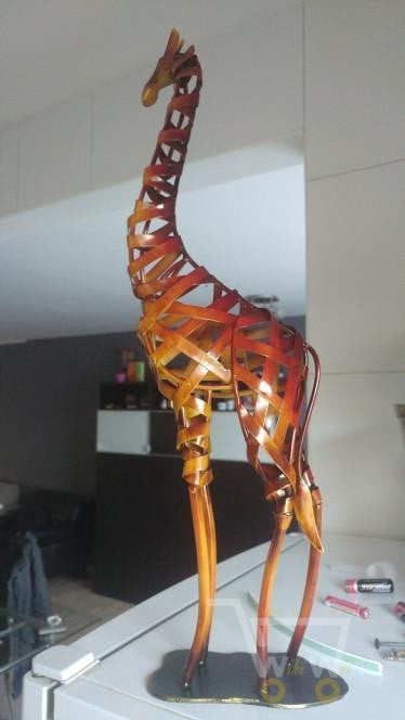 hand-made iron giraffe artwork - WikiWii