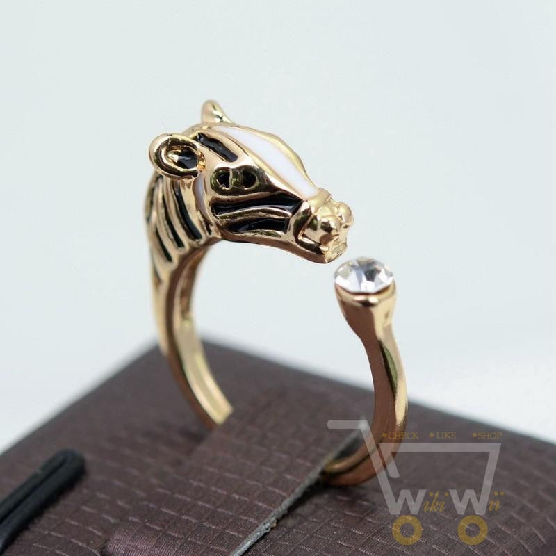 Horse ring - WikiWii