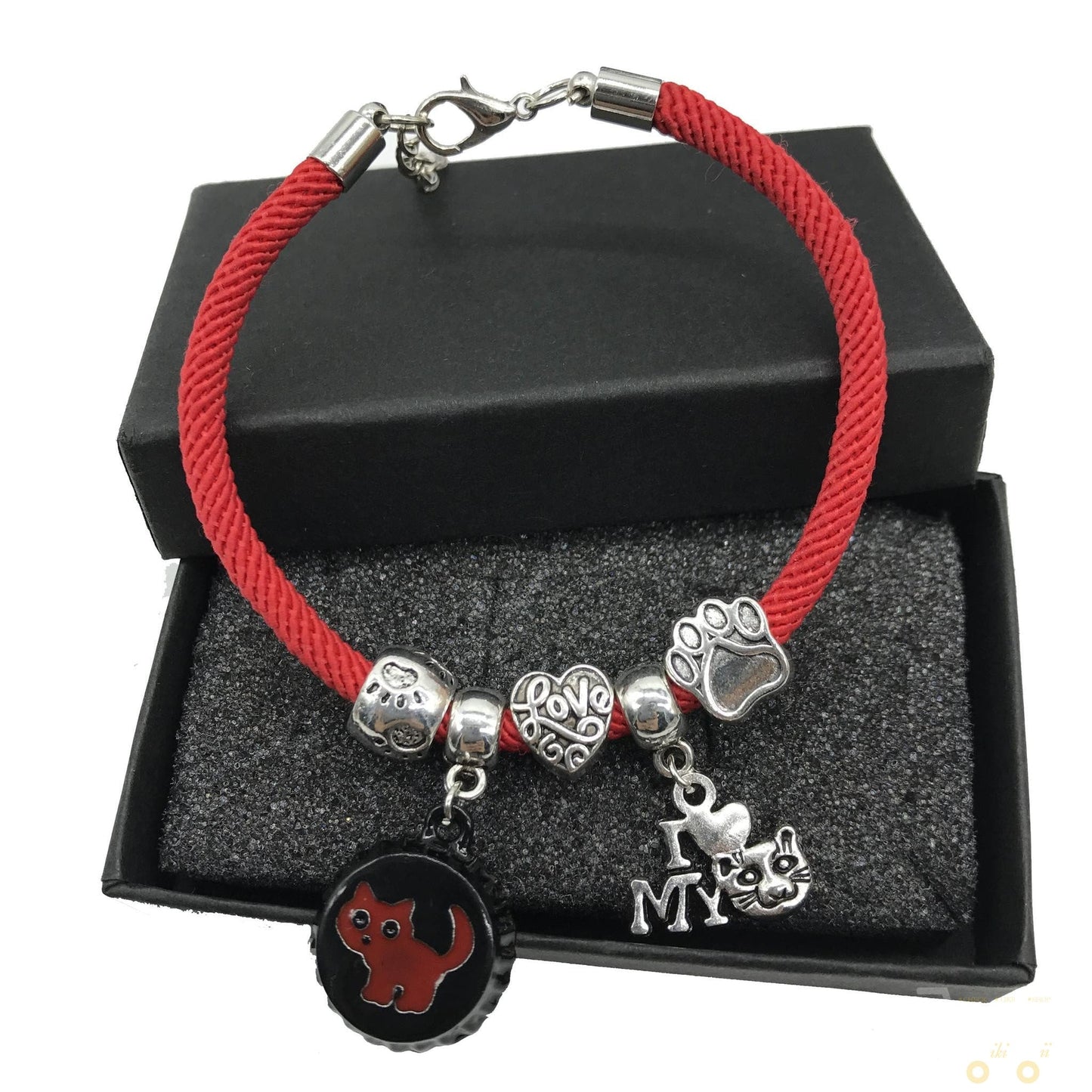 I love my cat bracelet - WikiWii