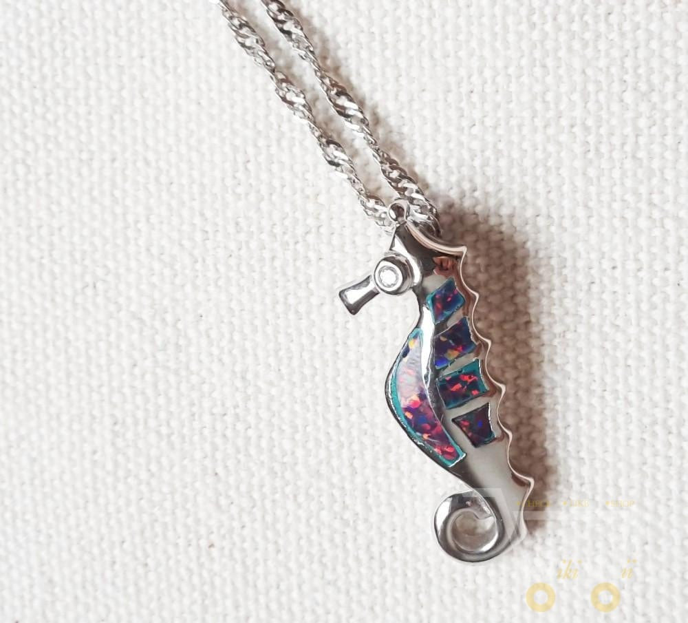 Lovely  Sea Horse Necklace - WikiWii