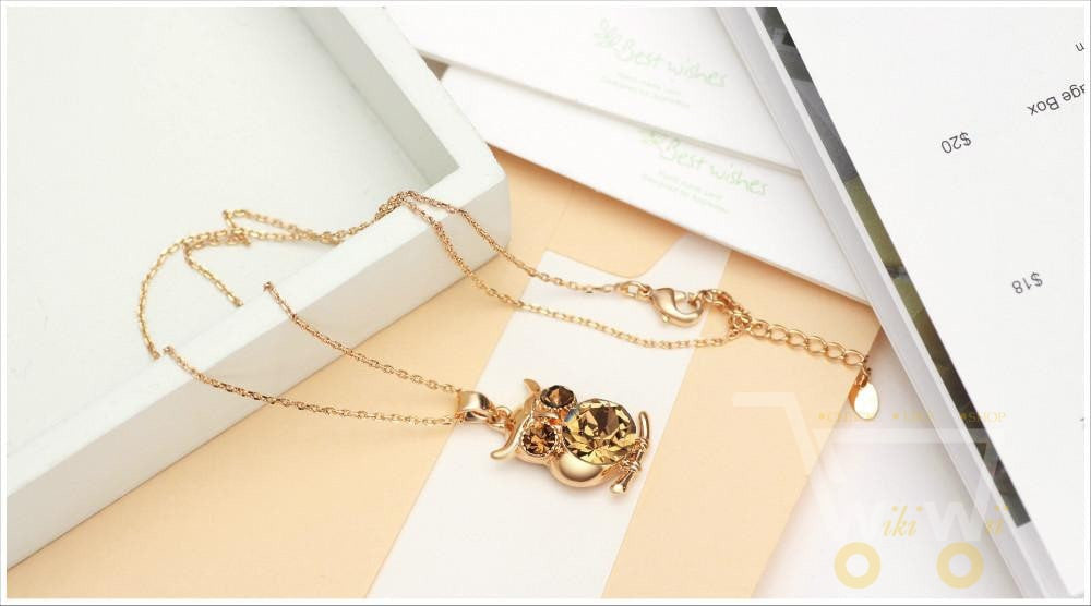 Rhinestone 2 Color Owl Design Charm Necklaces - WikiWii