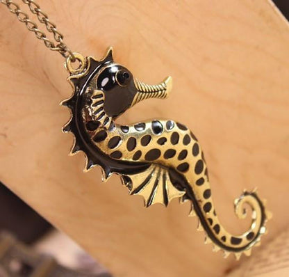 sea horse necklaces - WikiWii