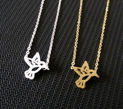 Silver / Gold Plated Cute Tiny Hummingbird Necklace - WikiWii