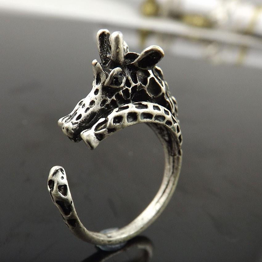 vintage silver/bronze plated giraffe Ring - WikiWii