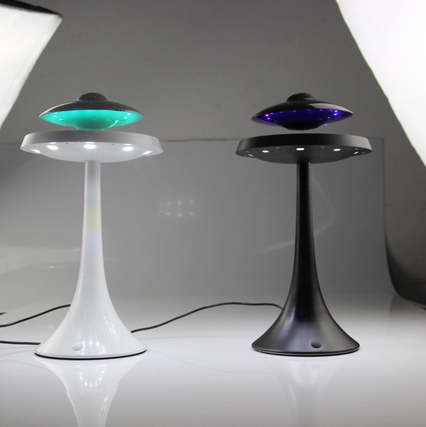 UFO FLOATING SPEAKER LAMP - YOYOWIZZ